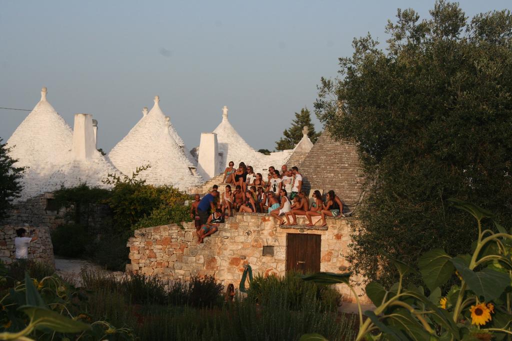 Aparthotel I Trulli Di Acquarossa Cisternino Exterior foto