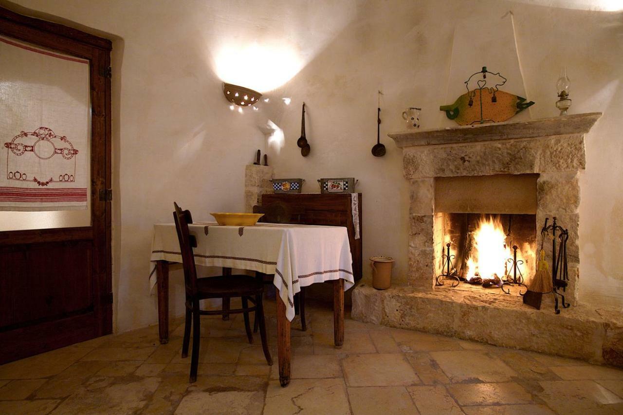 Aparthotel I Trulli Di Acquarossa Cisternino Exterior foto